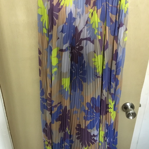 Maxi Coloful Dress - Picture 3 of 5